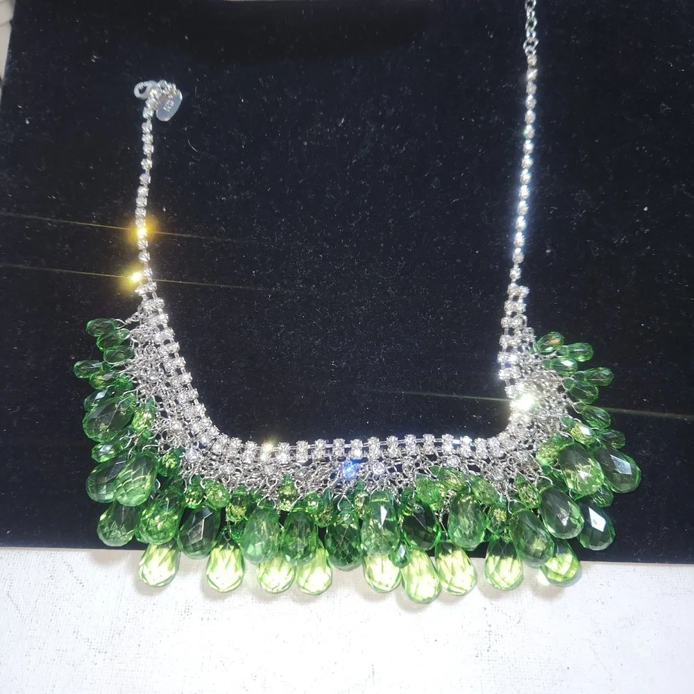 Scaasi Green Crystal Bib Necklace‎ Silver Tone Rhinestone Statement